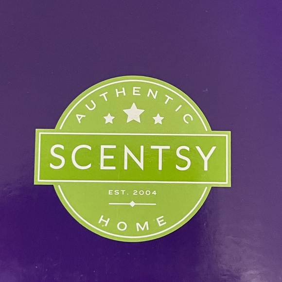 Scentsy Disney Villains All the Rage Wax Warmer Retired - Picture 5 of 5